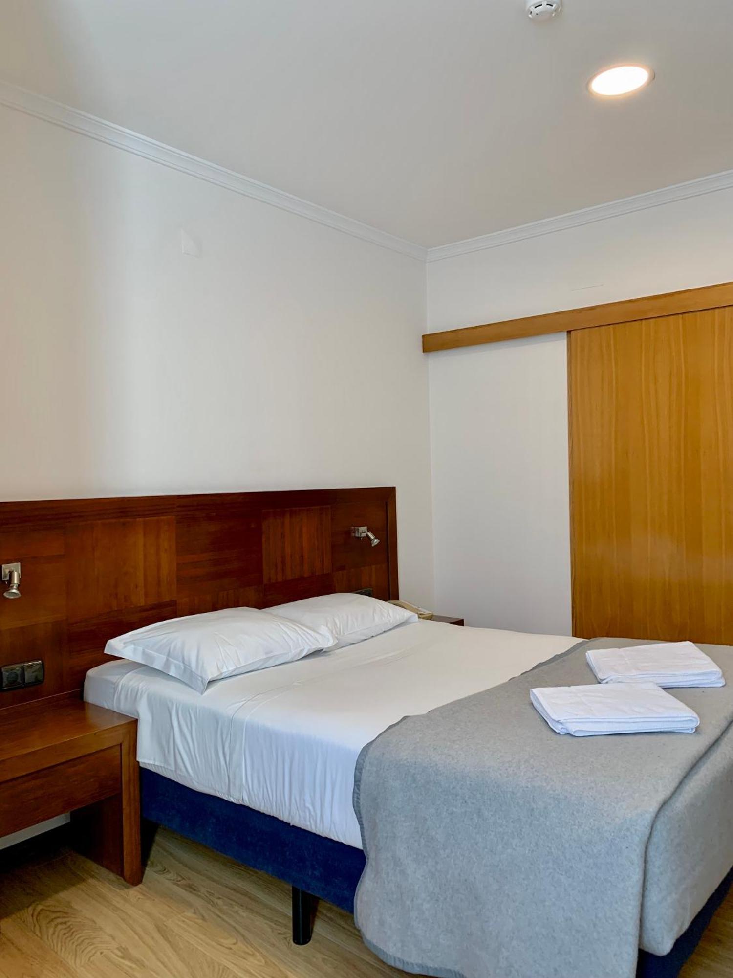 Hotel Vila Verde Каштру-Верди Экстерьер фото